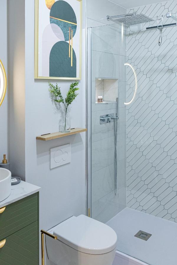 The Green Home - Quiet And Fully Equipped High-End Studio With Parking Courcouronnes Zewnętrze zdjęcie