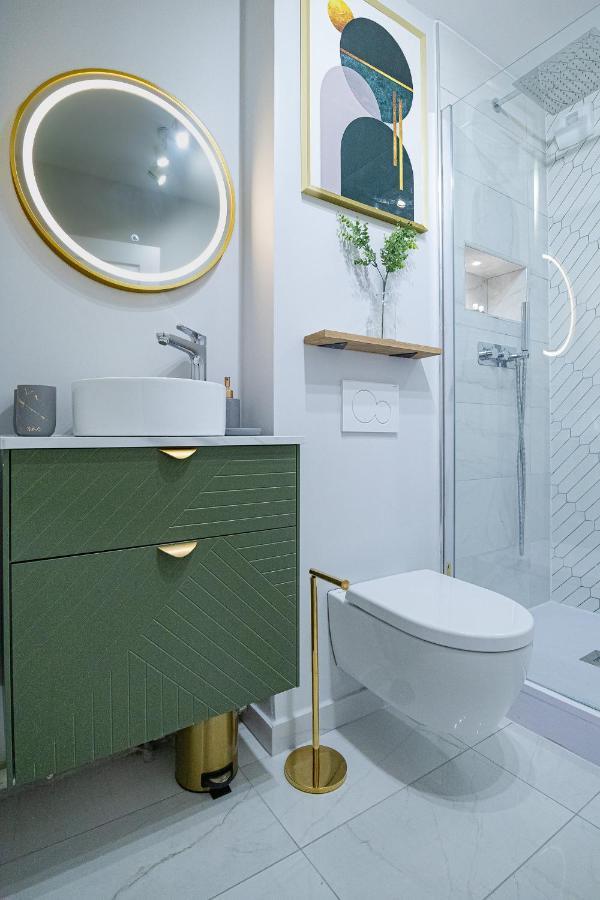The Green Home - Quiet And Fully Equipped High-End Studio With Parking Courcouronnes Zewnętrze zdjęcie