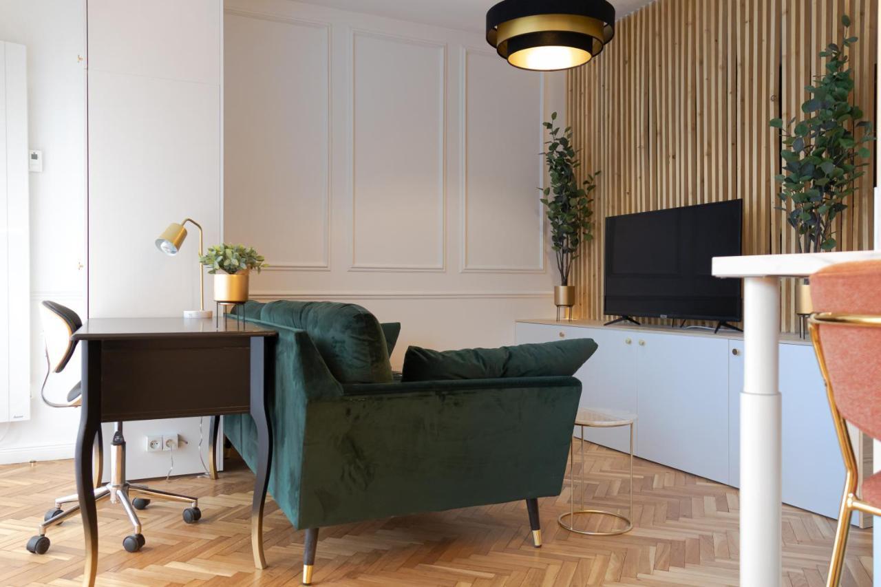 The Green Home - Quiet And Fully Equipped High-End Studio With Parking Courcouronnes Zewnętrze zdjęcie