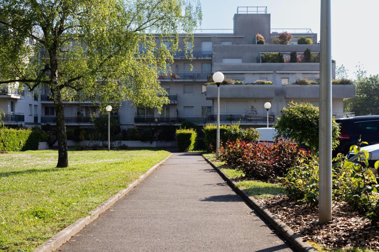 The Green Home - Quiet And Fully Equipped High-End Studio With Parking Courcouronnes Zewnętrze zdjęcie